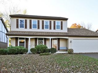 1839 Fairoak Rd, Naperville, IL 60565