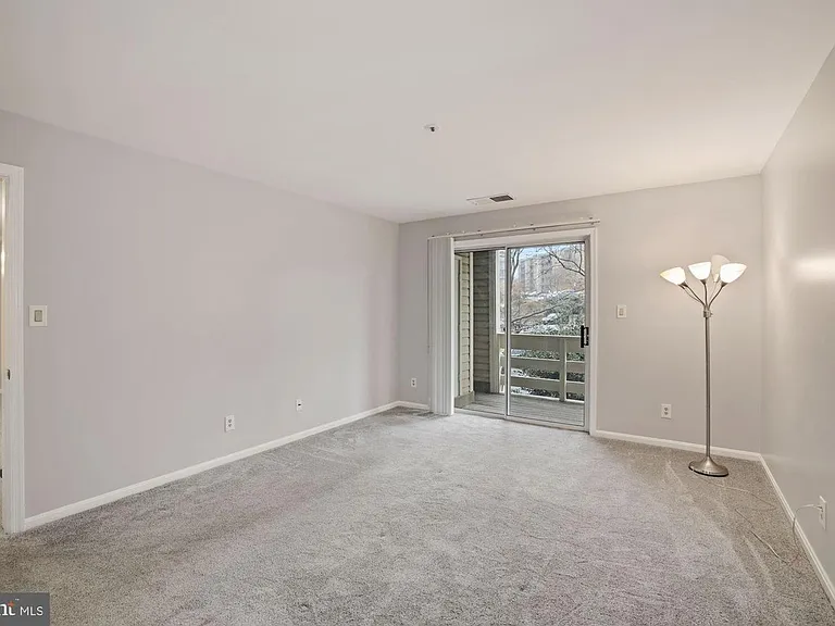 244 S Reynolds St #306 — Photo 19