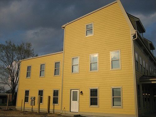 4th image of 1315 McDonough St
