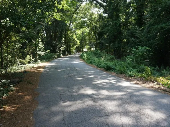 1821 Mary George Ave, Atlanta, GA 30318
