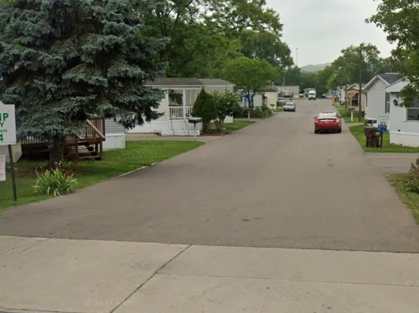 2732 Cozy Ln, Dayton, OH 45439