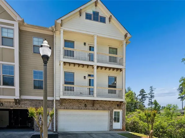 2424 Misty Hollow Pl, College Park, GA 30337