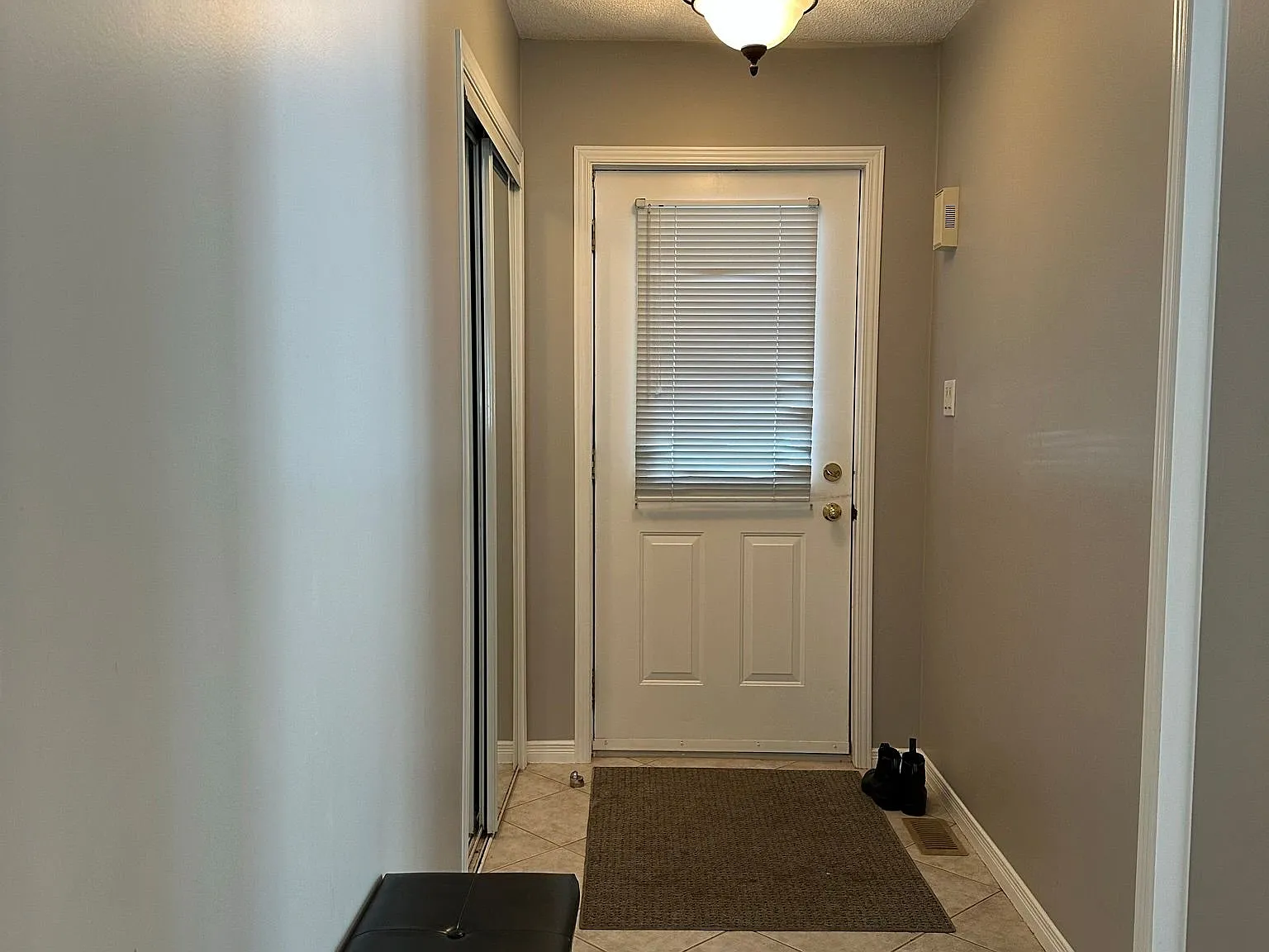 3 bed, $12,000 — Photo 2