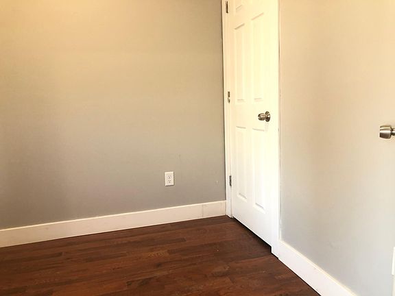 2nd image of 35 Clendenny Ave #21D