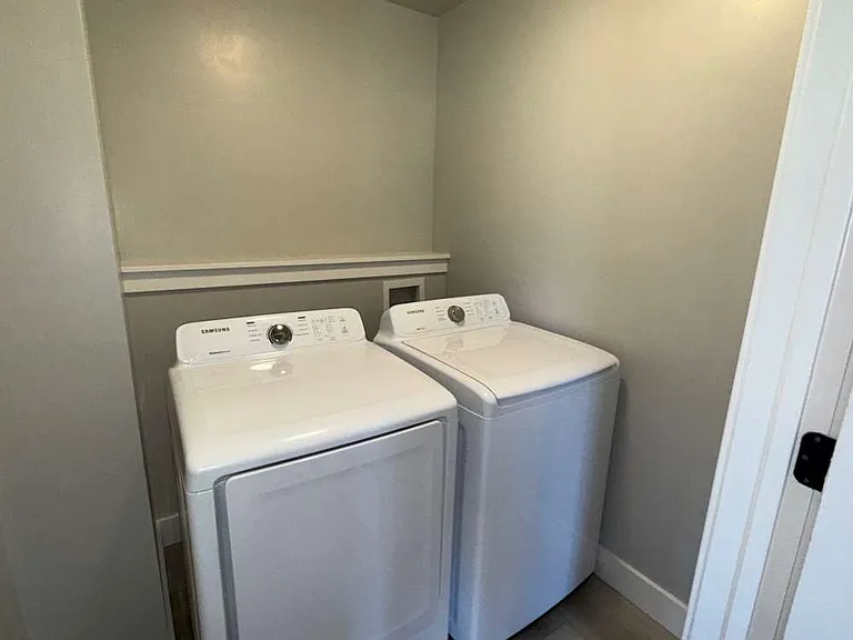 265 E 1725 N #4 — Photo 10
