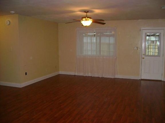 5th image of 1016 Grassland Ct