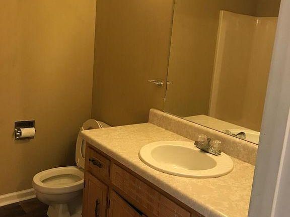 4th image of 1533 E Knollwood Cir