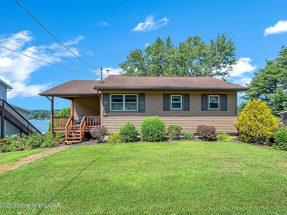 1st image of 262 Pinecrest Ln
