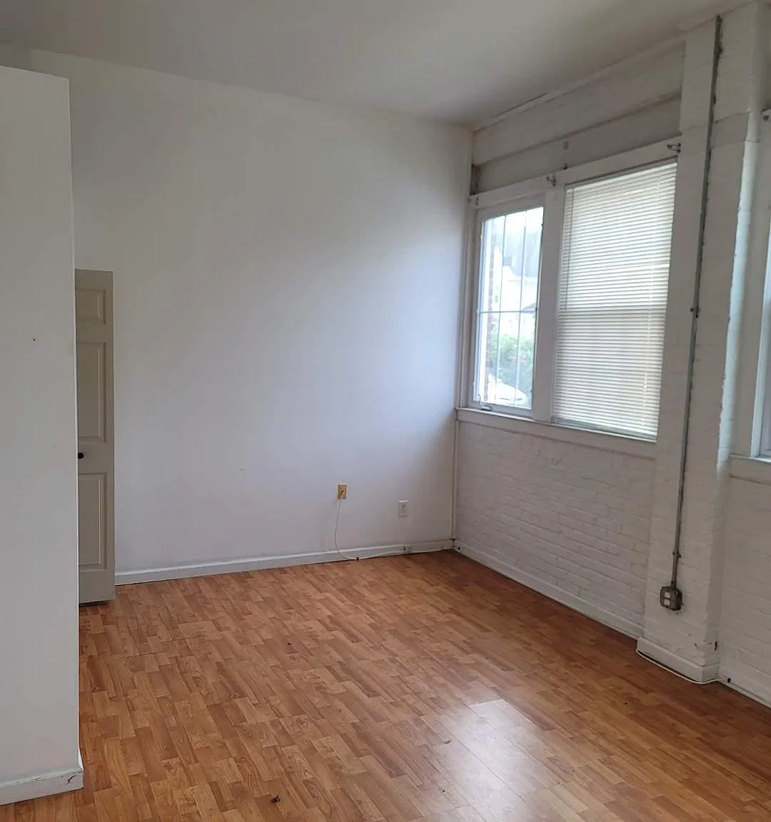 2 bed, 1300 sqft, $1,850 — Photo 2