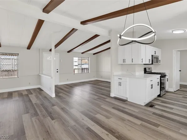 3076 Gavilan Ln, Las Vegas, NV 89122