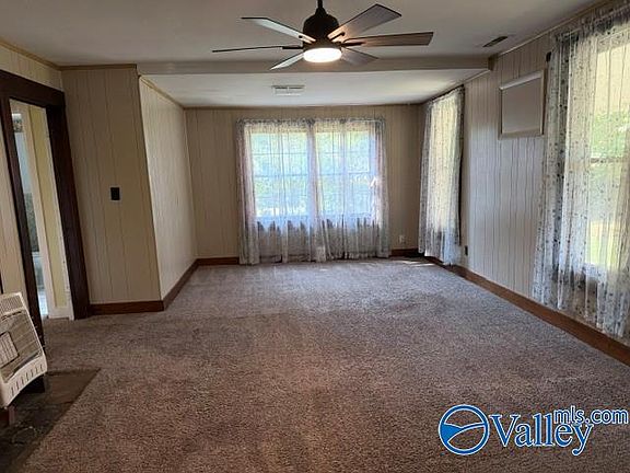 4th image of 29668 3rd Ave E