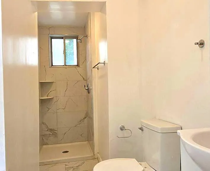 6233 Chew Ave — Photo 7