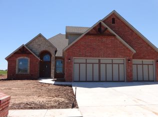 11620 NW 111th St, Yukon, OK 73099