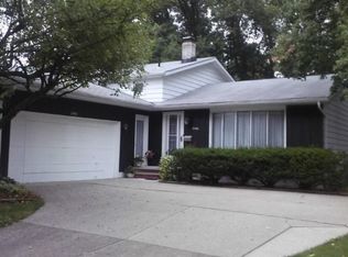 21998 Cricket Ln, Strongsville, OH 44149