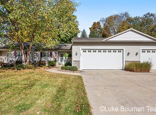 6681 Green Valley Ct SE, Caledonia, MI 49316
