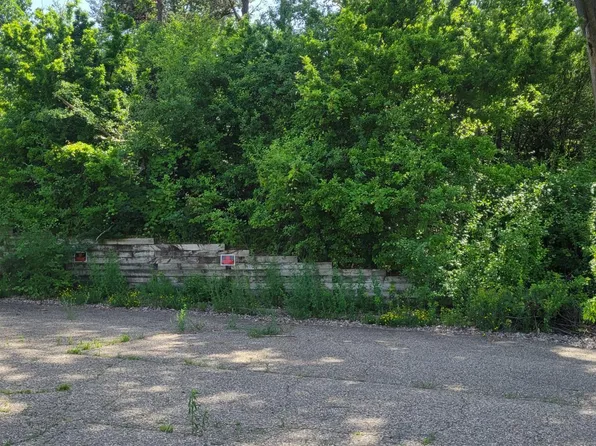 15080 Buck Hill Rd, Burnsville, MN 55306