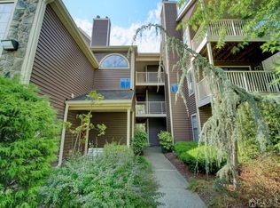 12 Ayres Ct, East Brunswick, NJ 08816