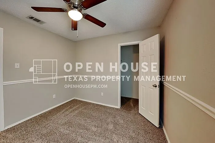 7864 Maiden Ln — Photo 17