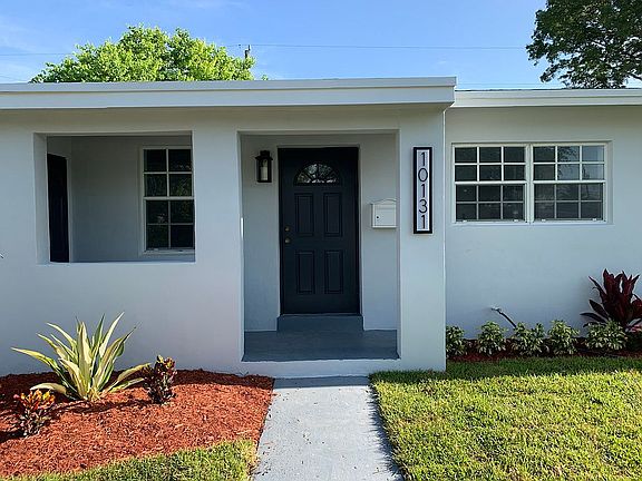 2nd image of 10131 Jamaica Dr