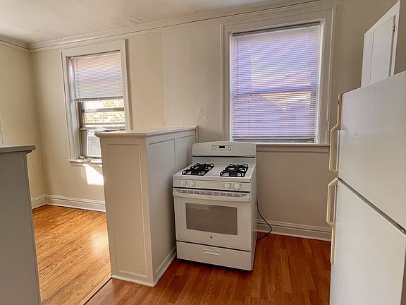 5th image of 7516-24 N Seeley Ave #16304003