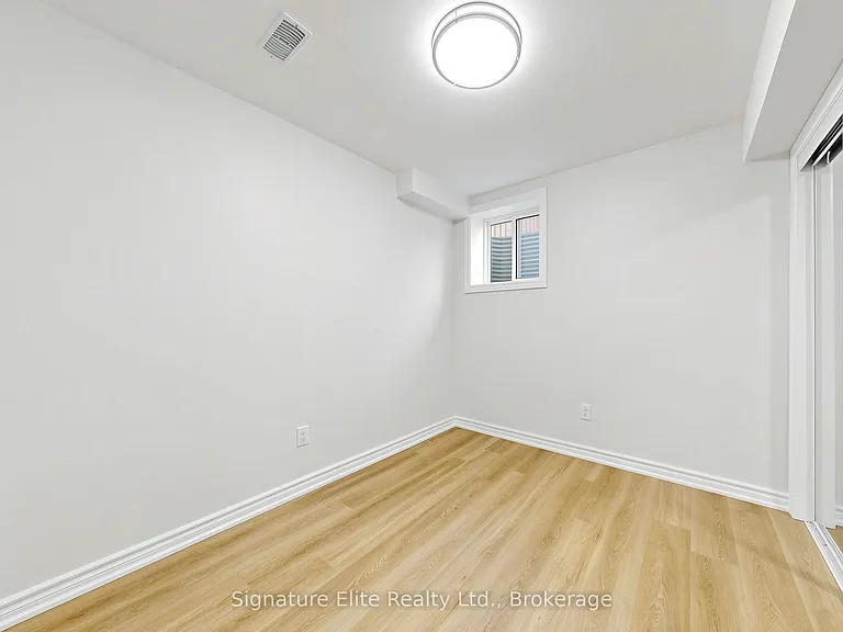 44 Cotton St #B — Photo 11