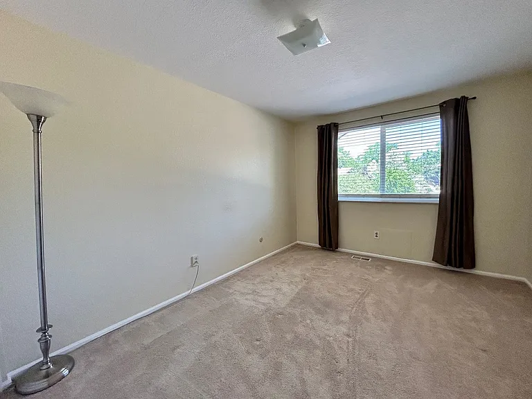 7830 Durham Way — Photo 14