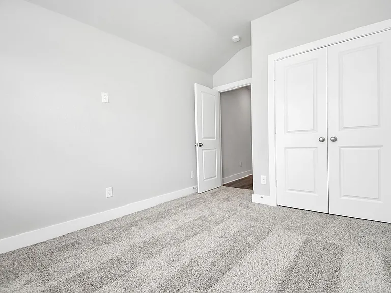 21047 Bay Village Dr #B — Photo 43