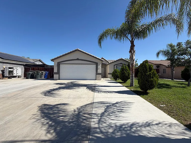 1314 Sierra Summit Ave — Photo 2