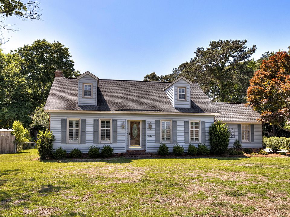 1st image of 844 Bay Blossom Ave