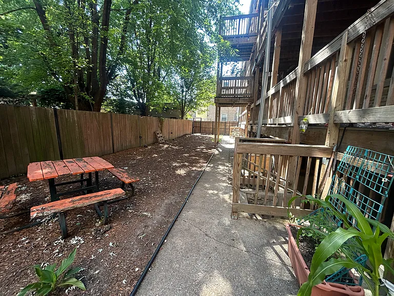 1354 N Kedzie Ave #1F — Photo 12