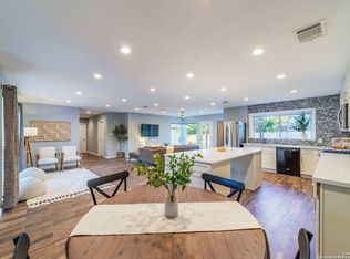 408 Rittiman Rd, Terrell Hills, TX 78209