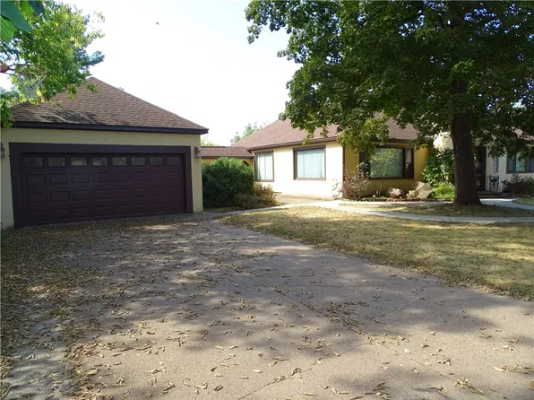 403 5th Avenue E, Durand, WI 54736
