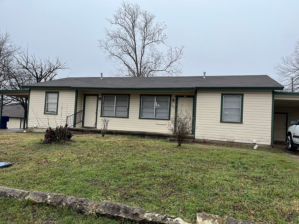 1st image of 102 W Halstead Ave