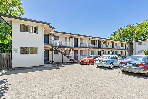 750 B Street Photo 1