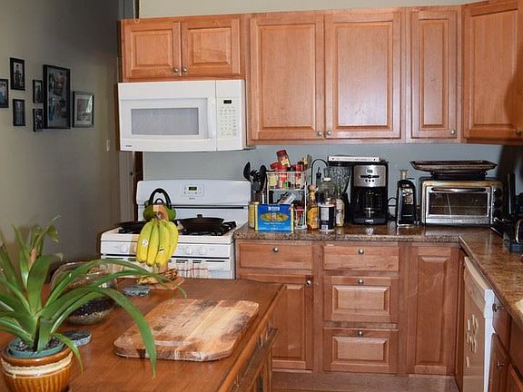 4th image of 1623 W Hollywood Ave #1