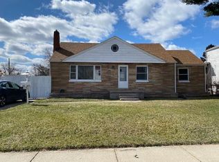 26271 Wolverine St, Madison Heights, MI 48071