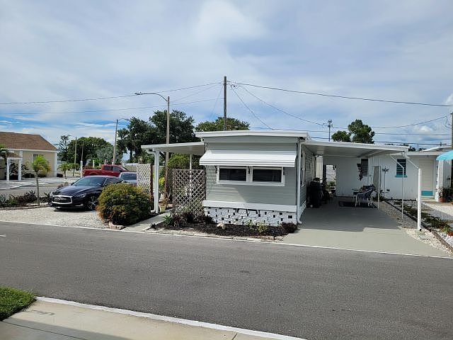 1st image of 4125 Park St N Lot 405