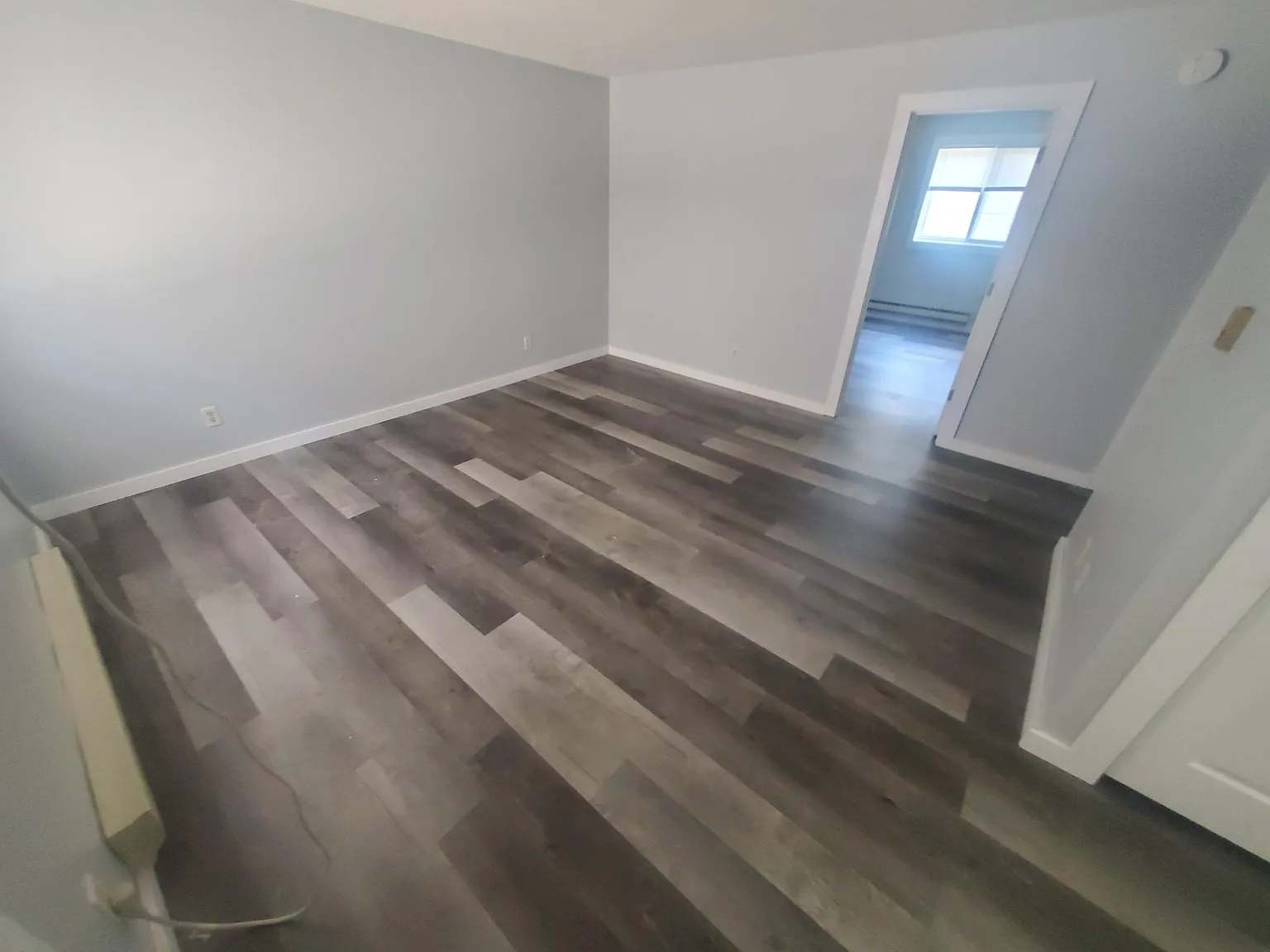 2 bed, 750 sqft, $1,300 — Photo 4