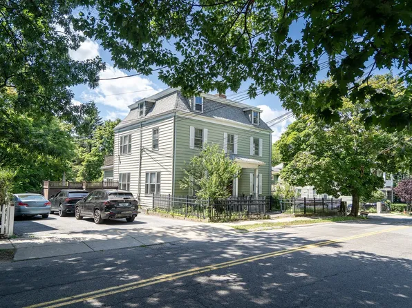 128 Summer St, Watertown, MA 02472