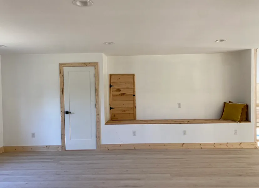 373 Gray Rd