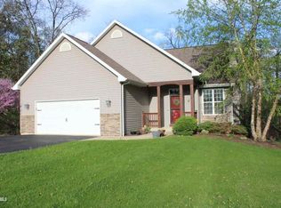 2-256 Westcrest Ct, Lanark, IL 61046