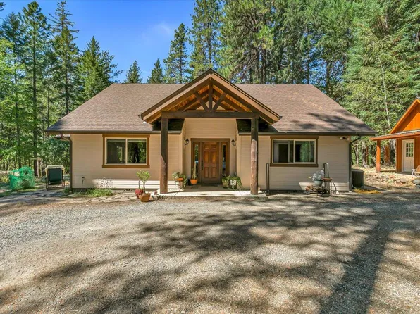 785 Crow Rd, Merlin, OR 97532