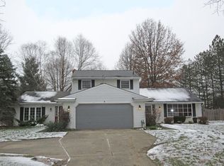 17372 Station Rd, Columbia Station, OH 44028
