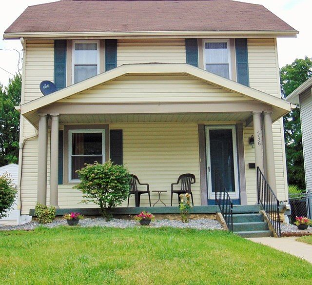 1st image of 536 Forest St