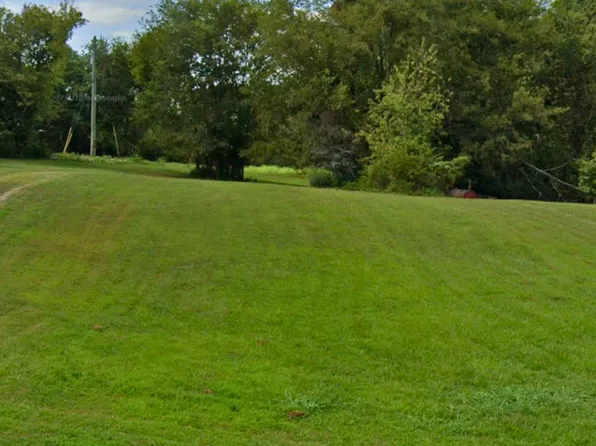 1351 York Rd, Clarksville, TN 37042