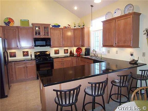 2nd image of 6841 Law Dr