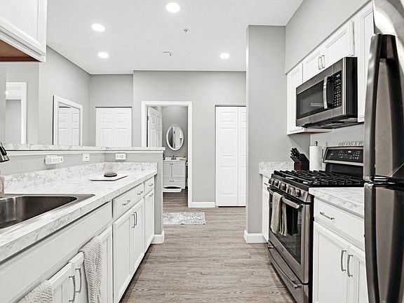 4th image of 21 Hampshire Rd APT 312
