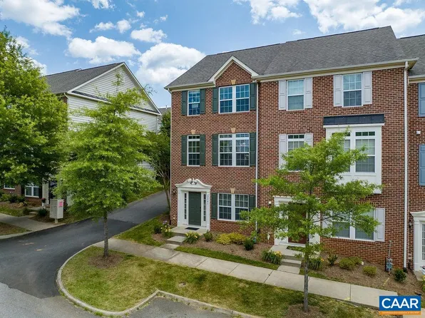 2441 Abington Dr, Charlottesville, VA 22911