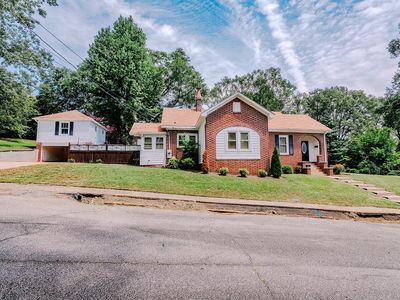 200 Escambia Ave, Gaffney, SC, 29340