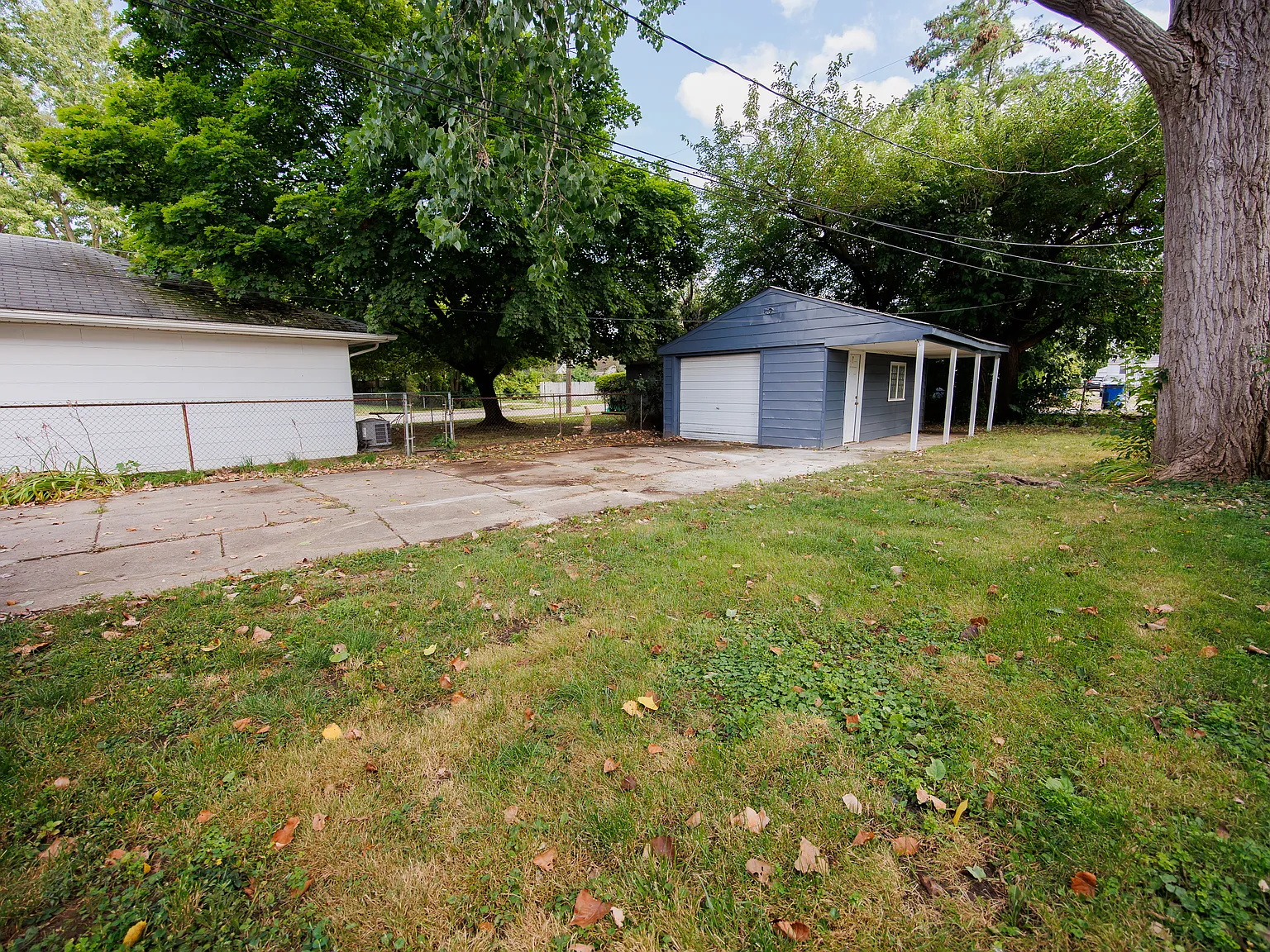 2 bed, 768 sqft, $1,250 — Photo 3